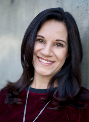 Rosi Pacheco (VP de Operações)